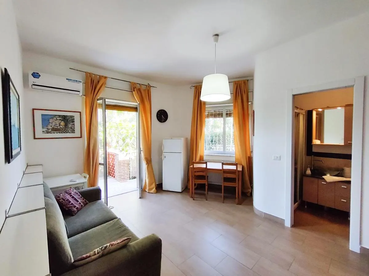 أكيتْريتْسا Villa Delle Palme 3*,  إيطاليا